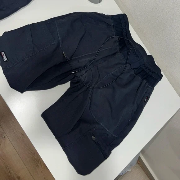 Grey's Anatomy Women's Gray Scrub Set Size XSP/S - Picture 7 of 9